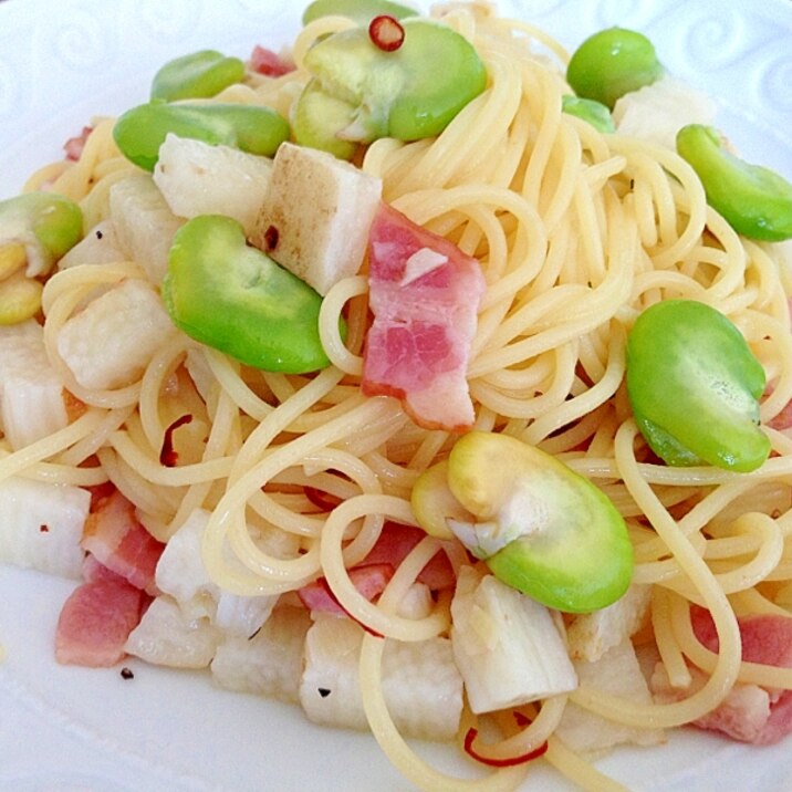 ☆ベーコンと長芋のペペロンチーノそら豆添え☆